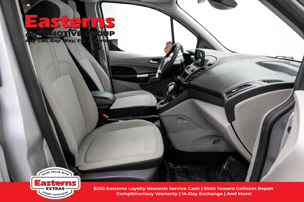 Used 2022 Ford Transit Connect XLT FWD image 24