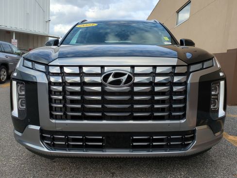 Used 2023 Hyundai Palisade Calligraphy image 9