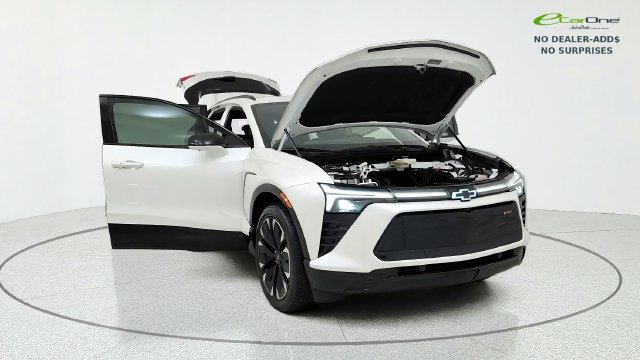 Used 2024 Chevrolet Blazer EV RS RWD image 12