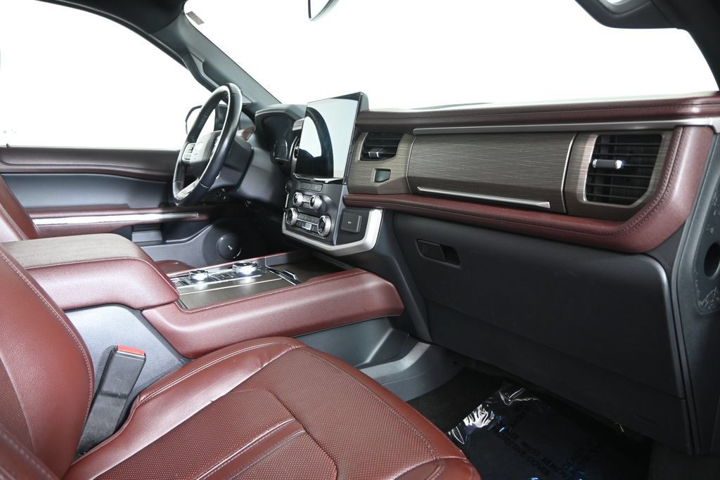 Used 2022 Ford Expedition Max Limited AWD/4WD image 15