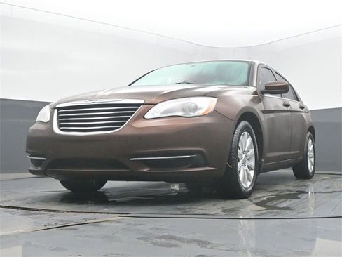 Used 2012 Chrysler 200 Touring image 45