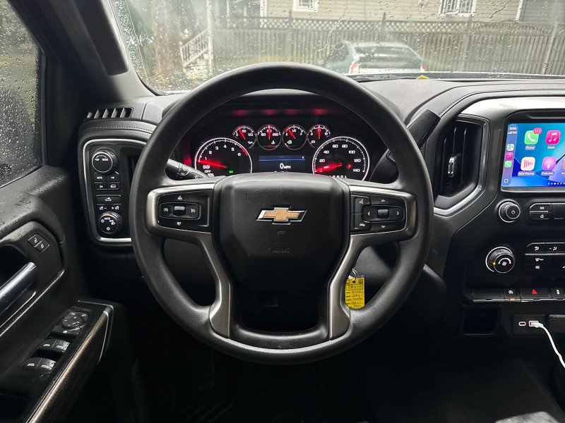 Used 2020 Chevrolet Silverado 1500 LT AWD/4WD image 17