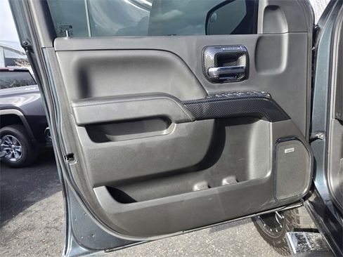 Used 2018 GMC Sierra 1500 SLT image 24