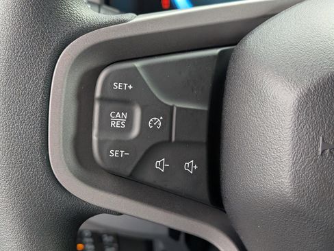 New 2025 Ford Bronco Base image 19