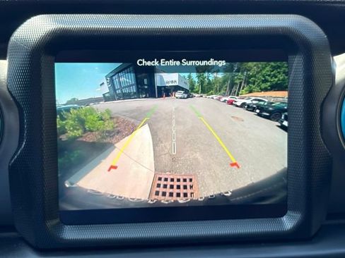 Used 2023 Jeep Wrangler Unlimited w/ 8.4" Radio Group AWD/4WD image 25