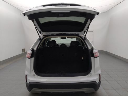 Used 2024 Ford Edge SEL image 29