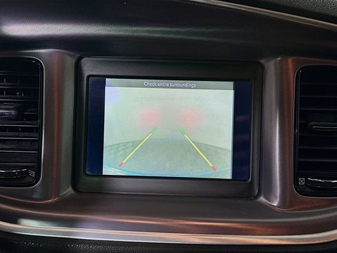 Used 2019 Dodge Charger SXT w/ Blacktop Package image 25