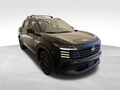 Used 2025 Nissan Kicks SR FWD image 5