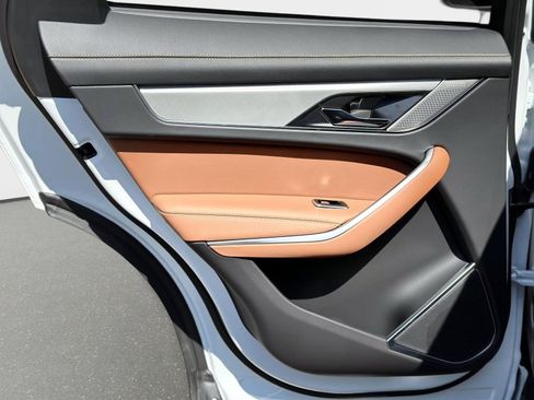New 2026 Jaguar F-PACE R-Dynamic S AWD/4WD image 8