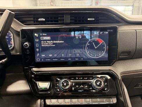 Used 2024 GMC Sierra 2500 AT4 w/ AT4 Premium Plus Package image 51