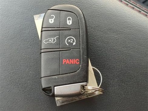 Used 2021 Dodge Durango R/T w/ Blacktop Package image 18