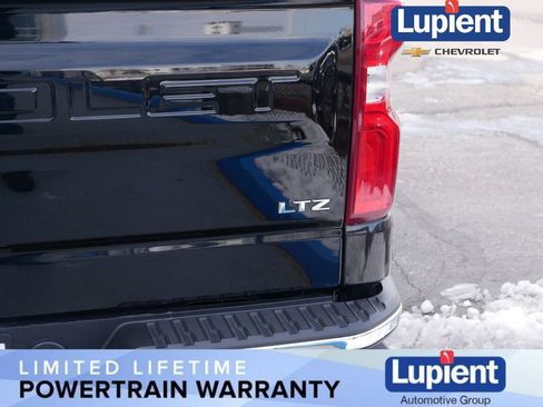 Used 2020 Chevrolet Silverado 1500 LTZ w/ LTZ Premium Package image 7