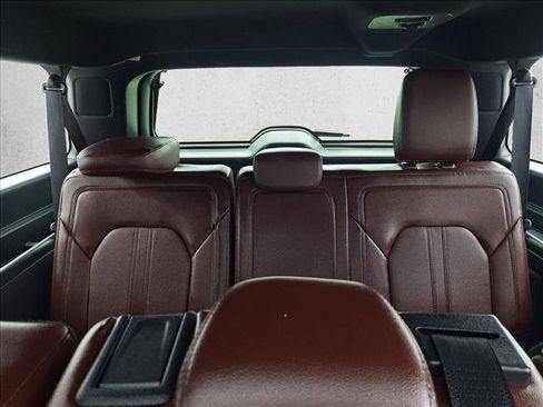 Used 2023 Ford Expedition Max Limited image 18