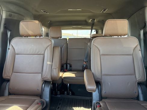 Used 2024 Chevrolet Suburban High Country w/ Max Trailering Package AWD/4WD image 34