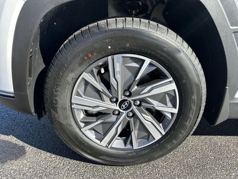 Used 2022 Hyundai Tucson Blue image 16