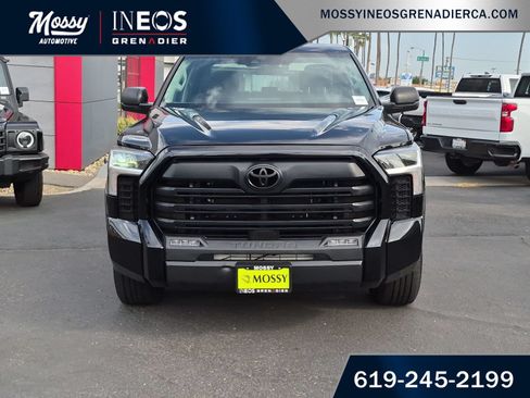 Used 2022 Toyota Tundra SR5 RWD image 3