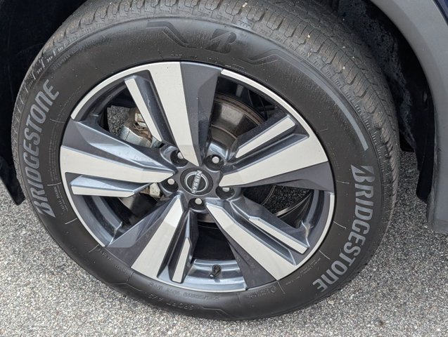 Used 2026 Nissan Rogue SL FWD image 13