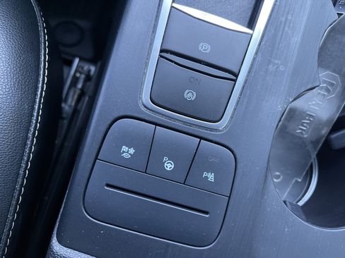 Used 2021 Ford Escape Titanium w/ Titanium Elite Package image 37