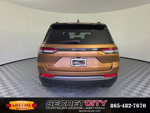 New 2026 Jeep Grand Cherokee Limited AWD/4WD image 6