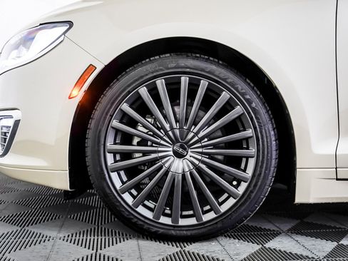 Used 2018 Lincoln MKZ Reserve image 6