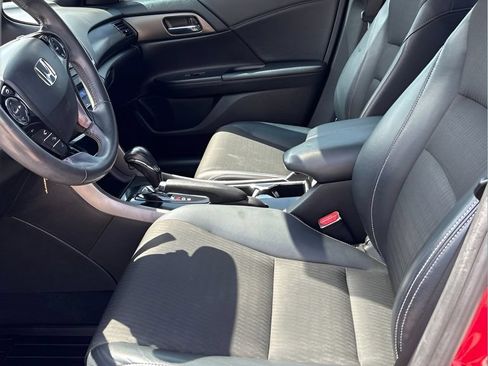 Used 2016 Honda Accord Sport image 11