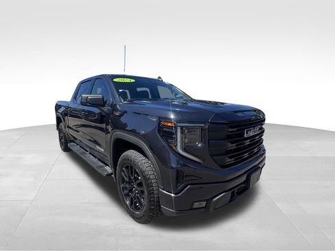 Used 2024 GMC Sierra 1500 Elevation w/ LPO, Elevation Black Package AWD/4WD image 6