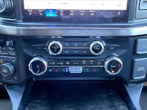 Used 2024 Ford F450 Lariat w/ Lariat Ultimate Package AWD/4WD image 18