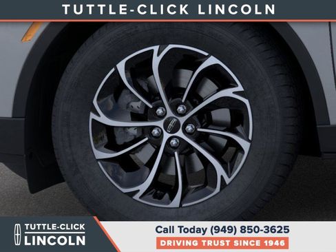 New 2026 Lincoln Nautilus Premier w/ Equipment Group 102A image 19