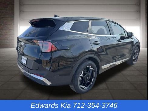 New 2026 Kia Sportage EX image 6