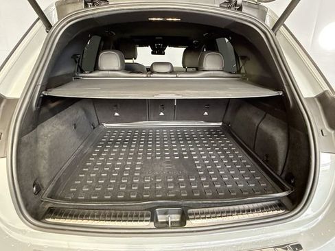 Used 2025 Mercedes-Benz GLE 450e 4MATIC image 28