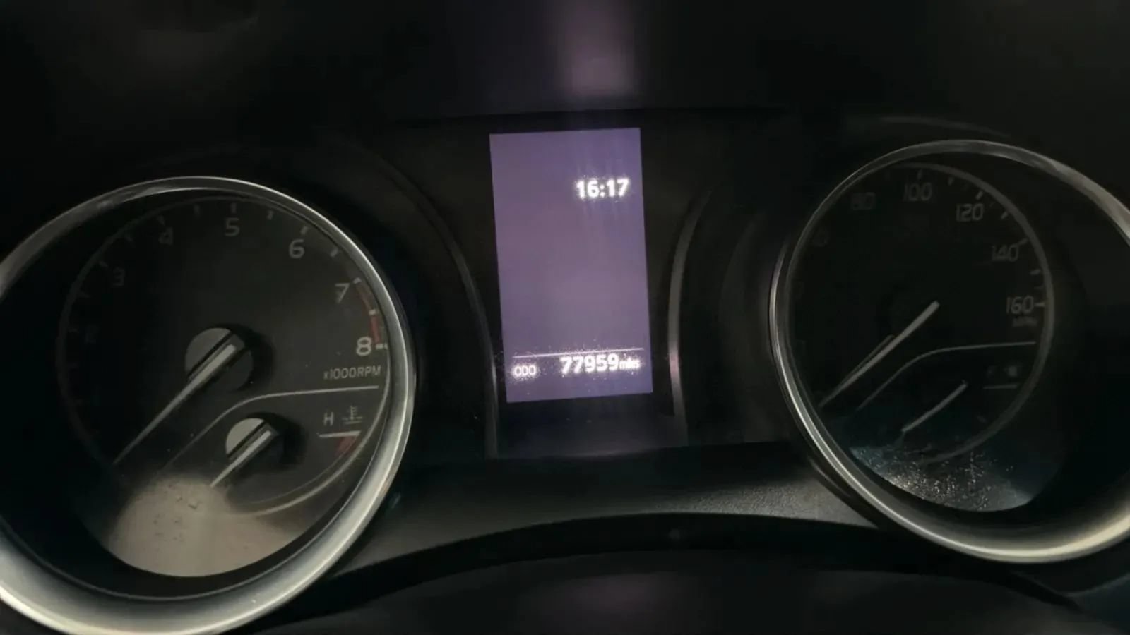 Used 2019 Toyota Camry LE FWD image 11