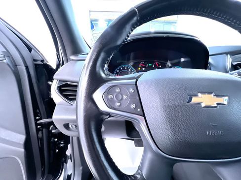 Used 2022 Chevrolet Traverse LT w/ LPO, Cargo Package AWD/4WD image 20