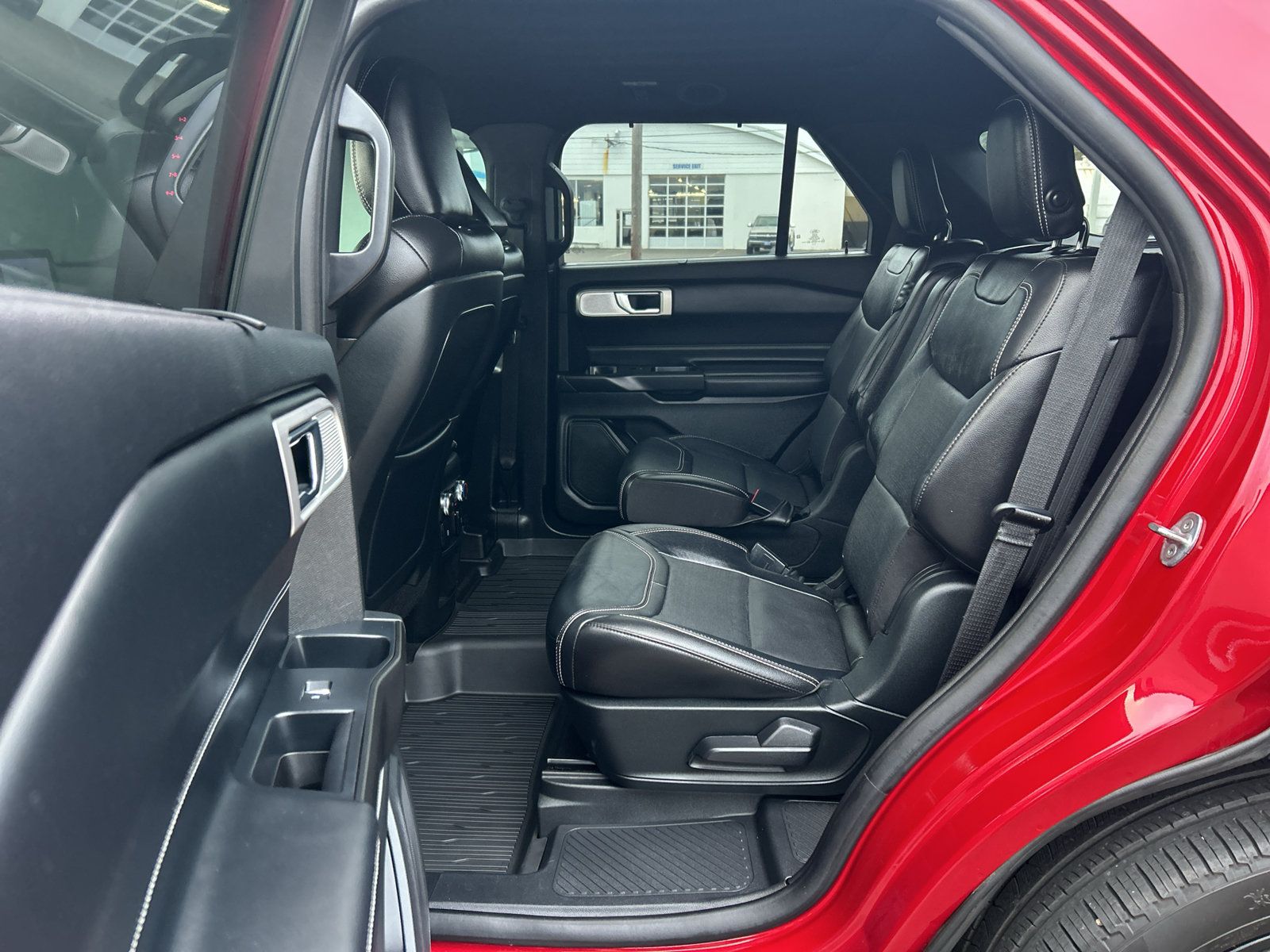 Used 2020 Ford Explorer ST w/ ST Street Pack AWD/4WD image 32