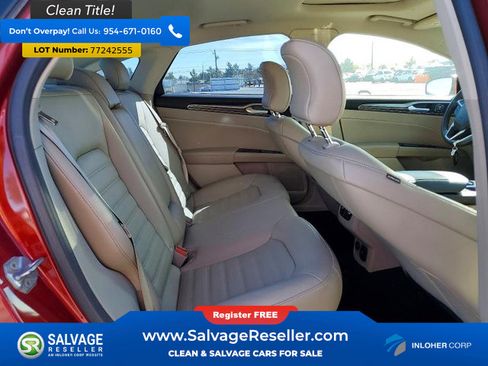 Used 2017 Ford Fusion SE w/ Fusion SE Technology Package image 13