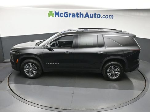 Used 2026 Chevrolet Traverse LT w/ Driver Confidence Package AWD/4WD image 24