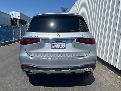 Used 2026 Mercedes-Benz GLS 450 4MATIC image 5