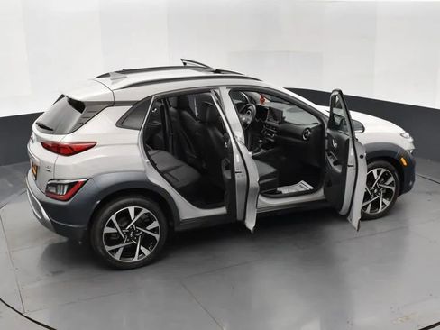 Used 2022 Hyundai Kona Limited w/ Cargo Package image 6