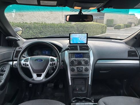 Used 2015 Ford Explorer 4WD Police Interceptor image 2