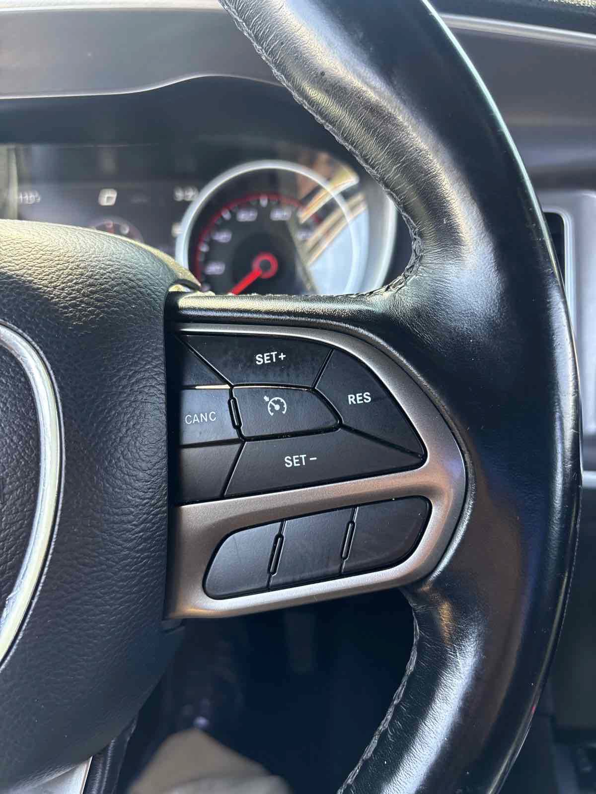 Used 2020 Dodge Charger SXT w/ Leather Interior Group RWD image 17