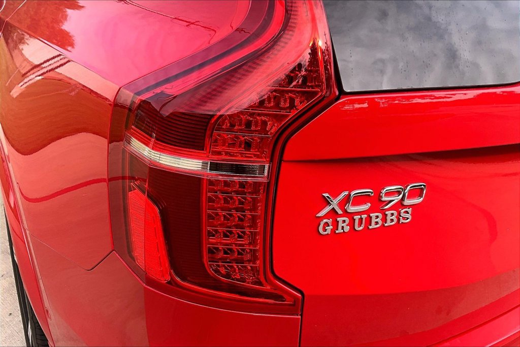 Used 2018 Volvo XC90 T5 R-Design w/ Convenience Package AWD/4WD image 41