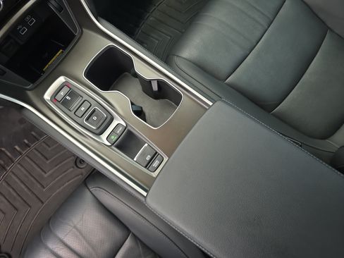 Used 2021 Honda Accord Touring image 24
