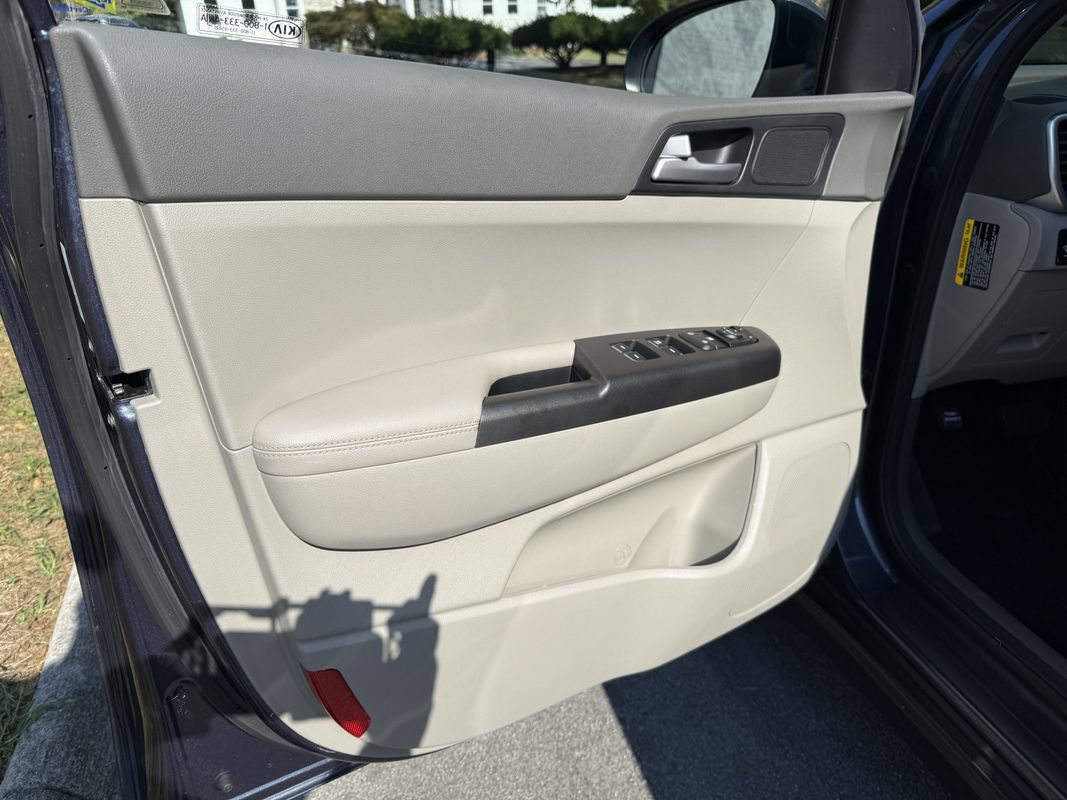 Used 2017 Kia Sportage LX FWD image 15