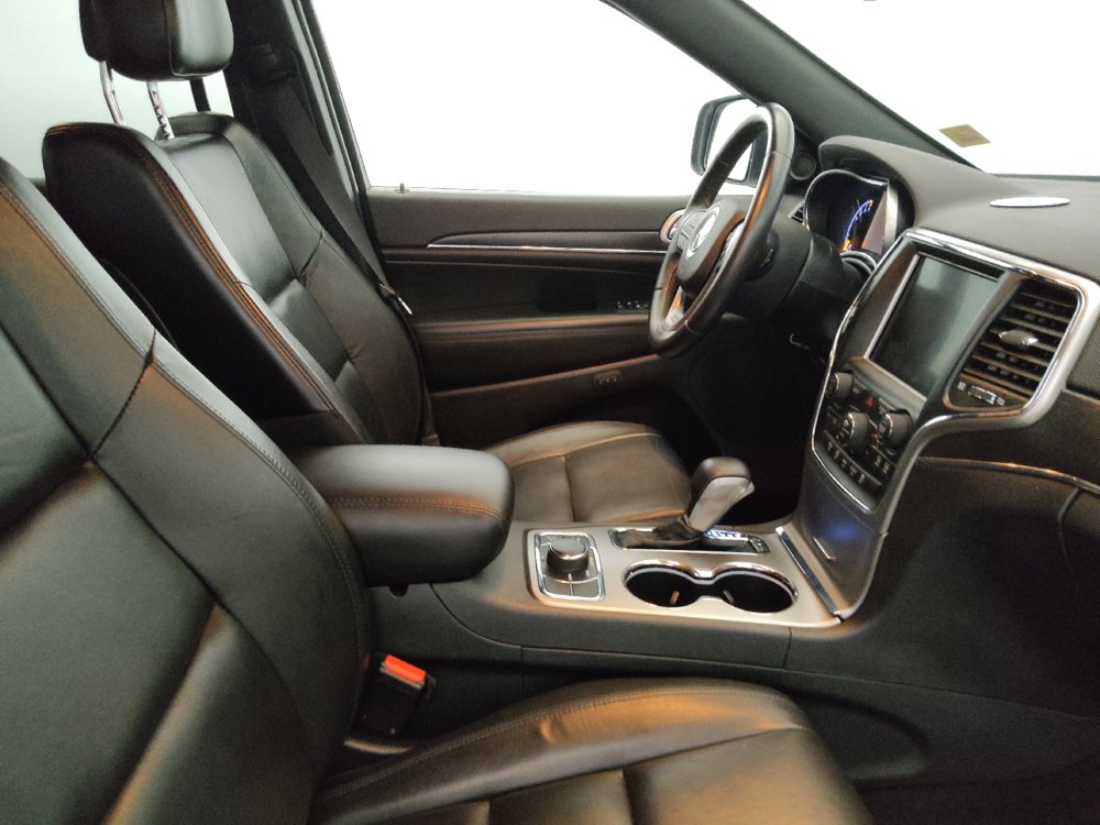 Used 2018 Jeep Grand Cherokee Limited AWD/4WD image 21