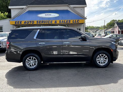 Used 2021 Chevrolet Tahoe LT AWD/4WD image 1
