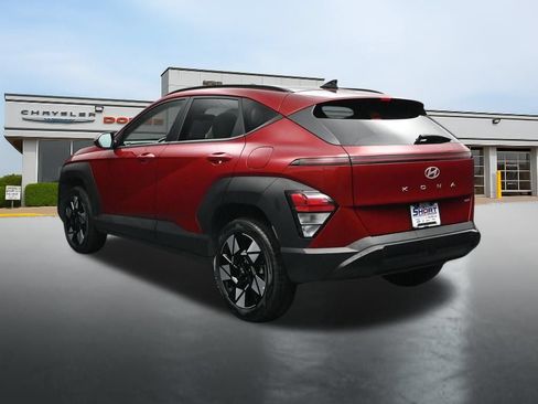 Used 2025 Hyundai Kona SEL AWD/4WD image 3