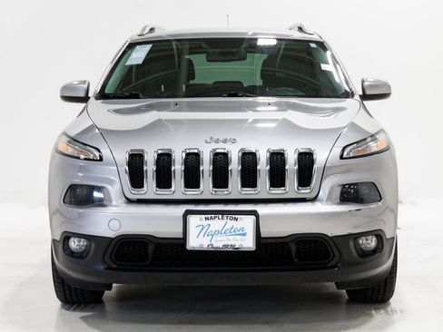 Used 2014 Jeep Cherokee Latitude image 4