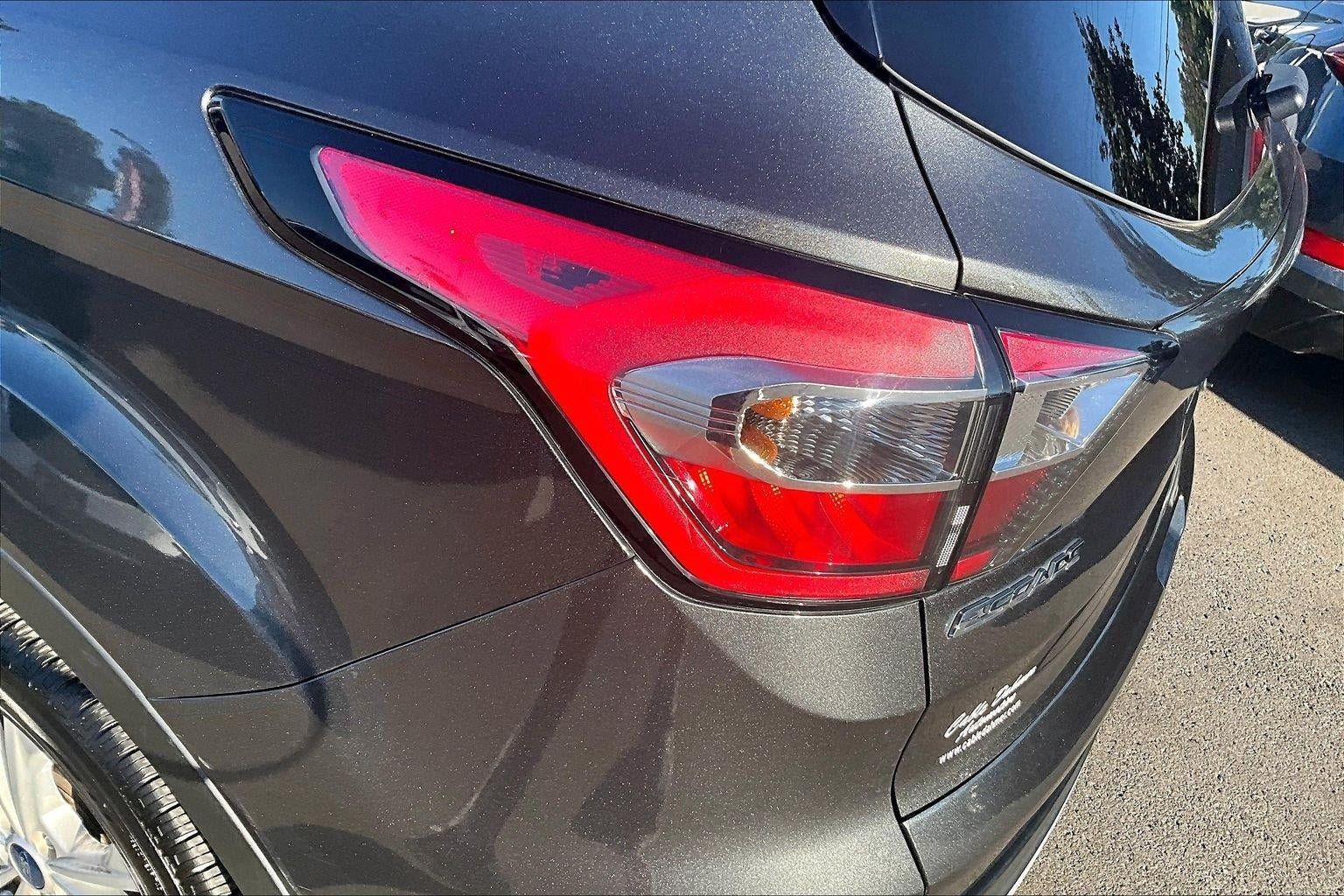 Used 2017 Ford Escape SE w/ Equipment Group 201A AWD/4WD image 26
