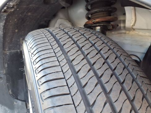 Used 2025 Nissan Kicks Play S FWD image 32