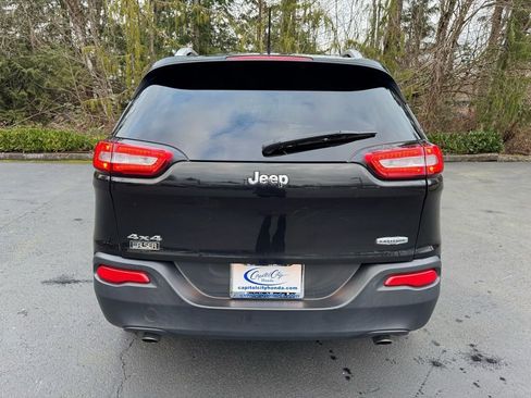 Used 2014 Jeep Cherokee Latitude image 16