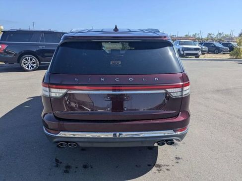Used 2020 Lincoln Aviator Reserve w/ Equipment Group 201A image 4